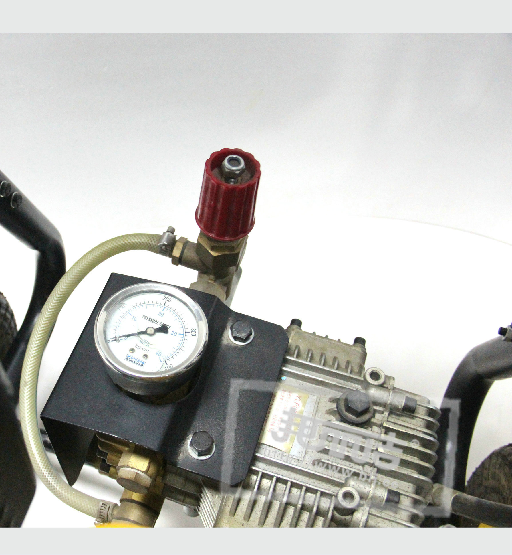 ��ѹ��ϴ�������ͣ�