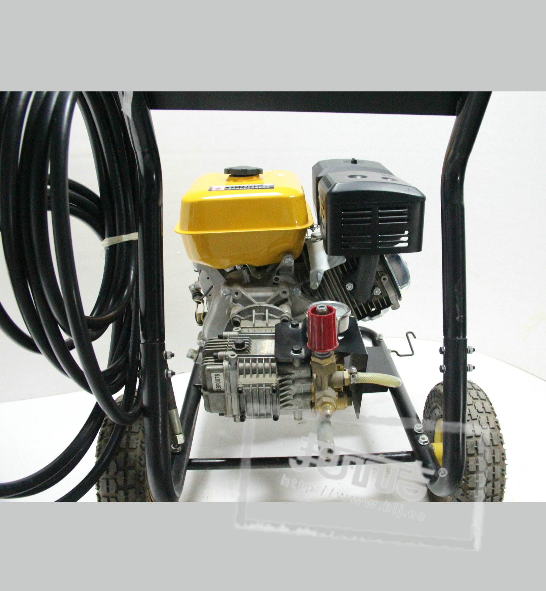 ��ѹ��ϴ�������ͣ�